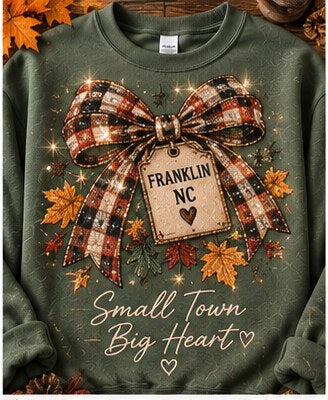 KFO SYT-Franklin — Item #2314 — Franklin NC Cozy Autumn Sweatshirt Collection - look 2