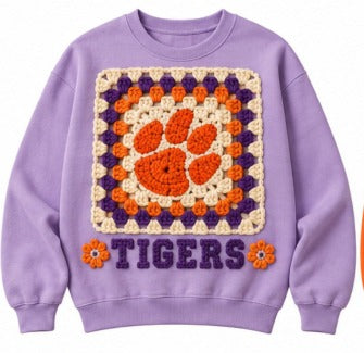 Clemson Granny-Square Paw CC02